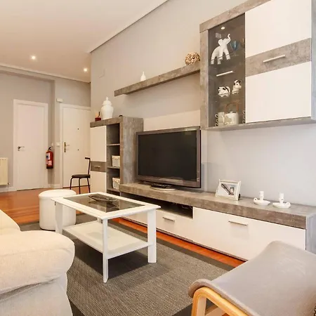 Vivienda Turistica De Prestancia En Castanos, Apartment Bilbao