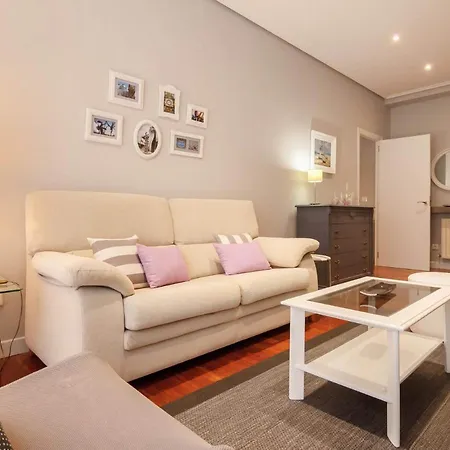 Vivienda Turistica De Prestancia En Castanos, Apartment Bilbao